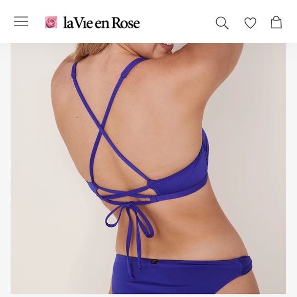 ⭐️HP 🎉5/$30 - La Vie en Rose Bikini Top | XS - Picture 3 of 7